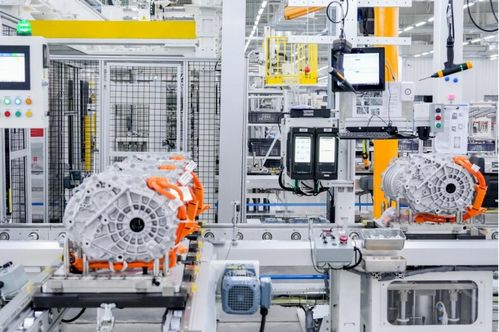 廣汽埃安自主電驅(qū)工廠投產(chǎn)，鍛造“三電”核心，引領(lǐng)網(wǎng)絡工程新變革